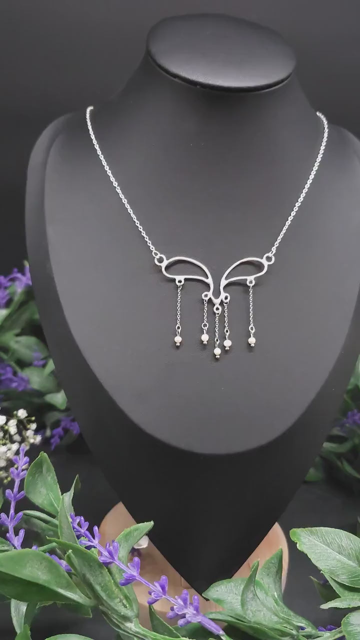 Versilberte Halskette - Collier mit Süßwasserperlen - romantischer Brautschmuck - Art Nouveau